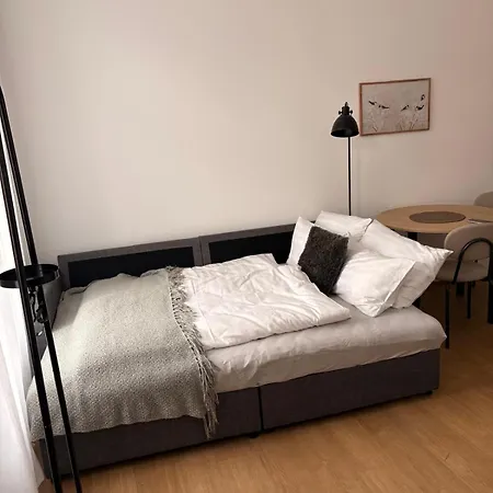 Mini *